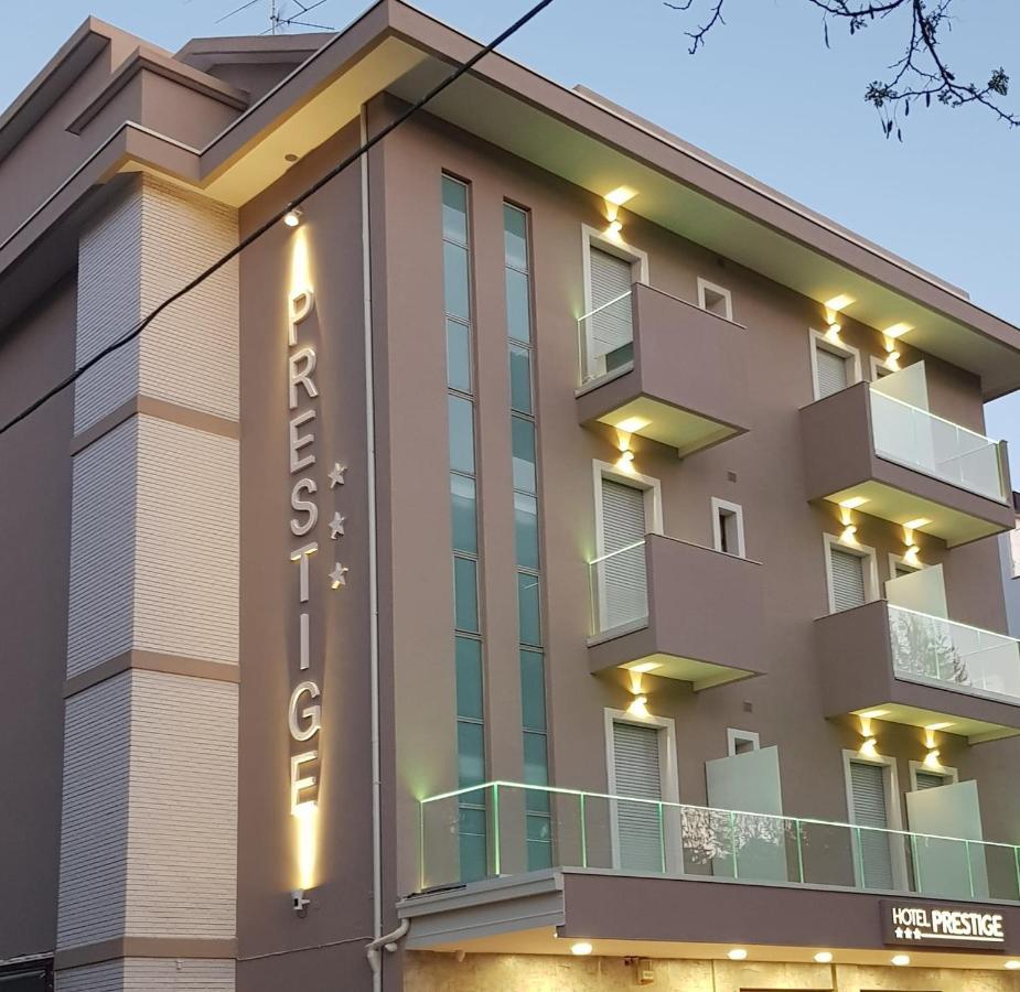 Hotel Prestige Rimini Esterno foto